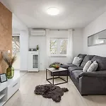 S&m Heart Of Apartman